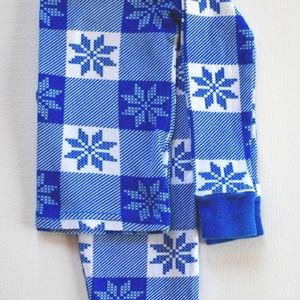 Blue and white Winter snowflake snug fit Pajamas, size 4T